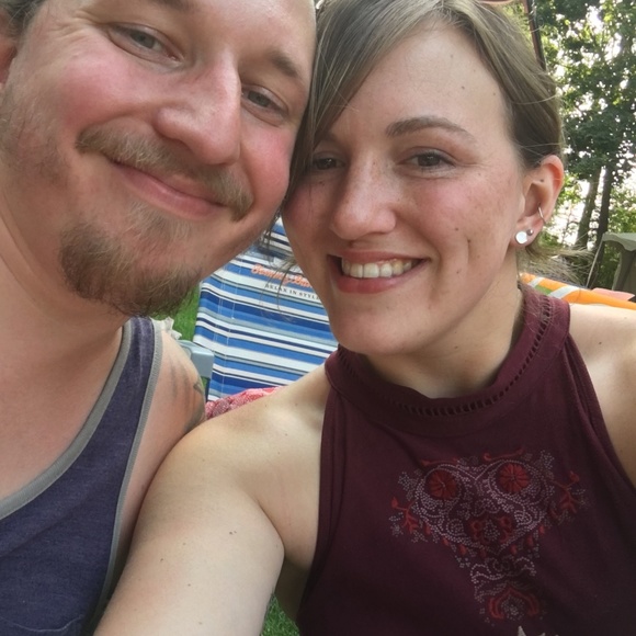 Meet your Posher, Lindsay - Picture 4 of 6